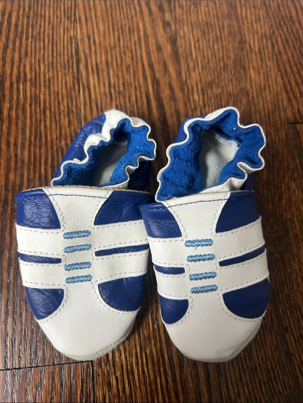 3 Pair Baby Boy Shoes Bundle - Robeez, Story Loris, Oshkosh - size O